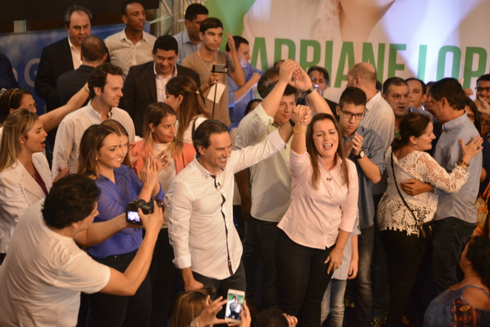 Marquinhos vira candidato e diz que prefeitura é missão construída em 21 anos