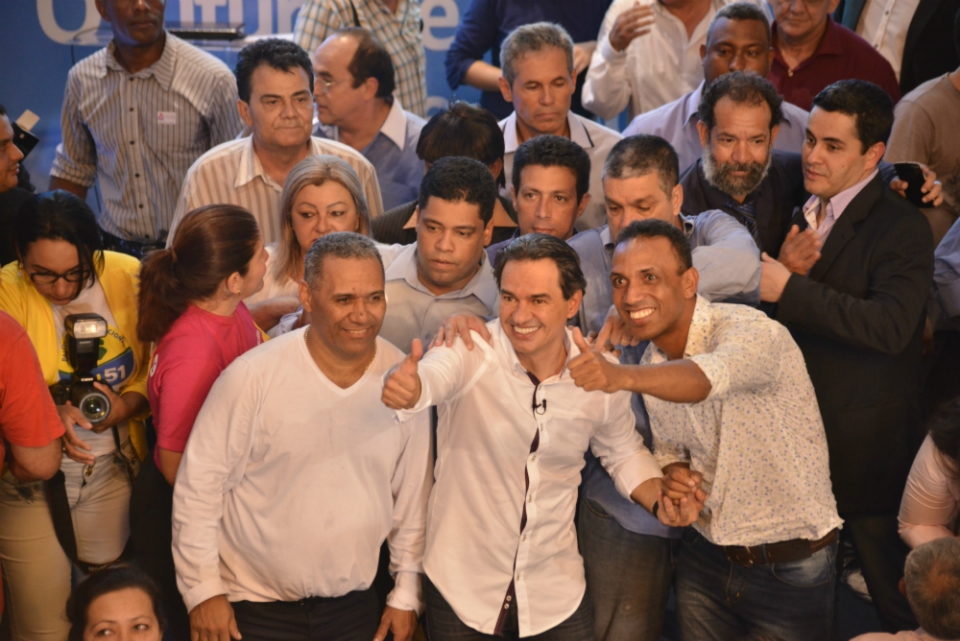 Marquinhos vira candidato e diz que prefeitura é missão construída em 21 anos