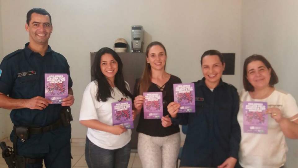 Professores e alunos do município recebem palestras sobre a campanha “Agosto Lilás” Professores e alunos do município recebem palestras sobre a campanha “Agosto Lilás”