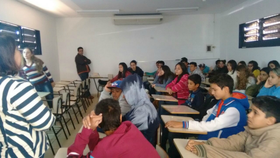 Professores e alunos do município recebem palestras sobre a campanha “Agosto Lilás” Professores e alunos do município recebem palestras sobre a campanha “Agosto Lilás”
