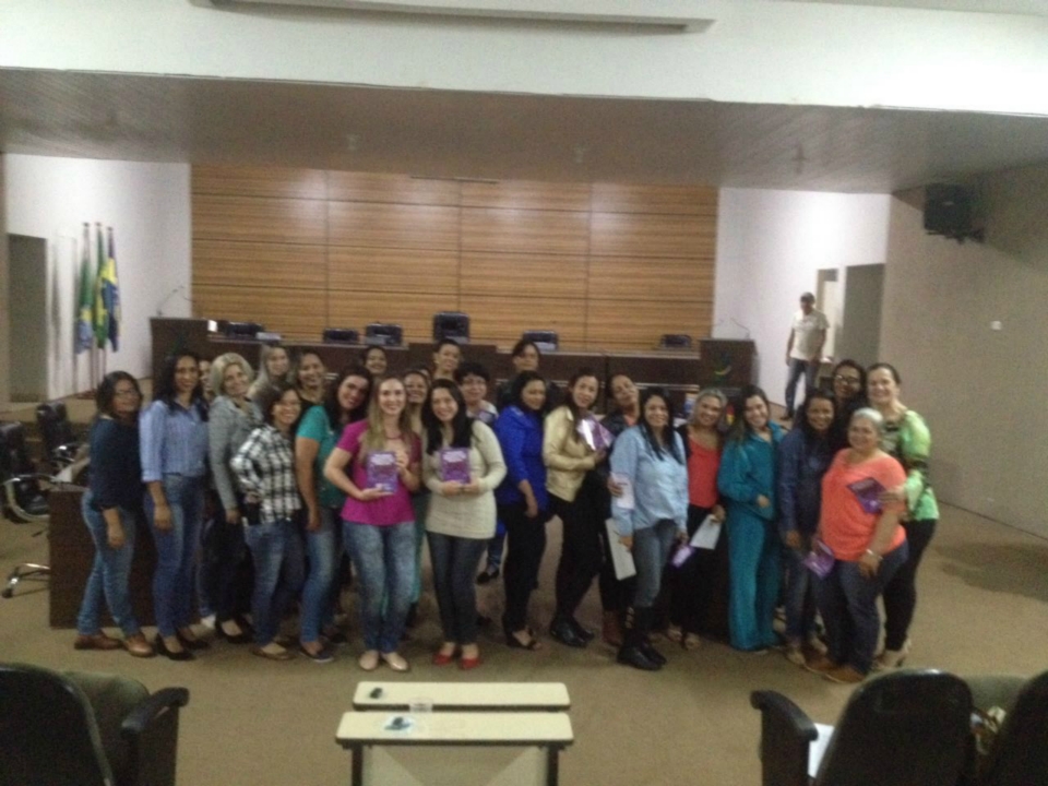 Professores e alunos do município recebem palestras sobre a campanha “Agosto Lilás” Professores e alunos do município recebem palestras sobre a campanha “Agosto Lilás”