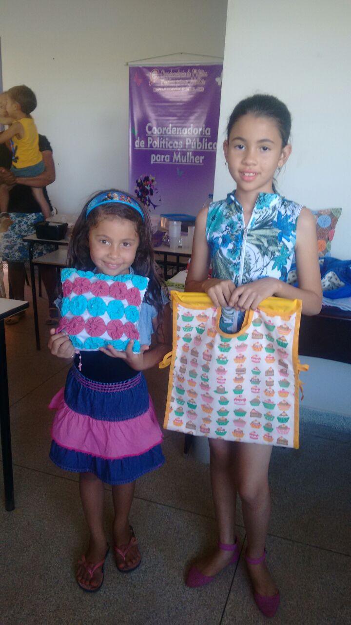 CPPM realiza curso de almofadas e porta-pratos em Nova Alvorada do Sul CPPM realiza curso de almofadas e porta-pratos em Nova Alvorada do Sul