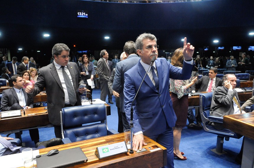 PEC que restringe gastos públicos é aprovada e vai a promulgação