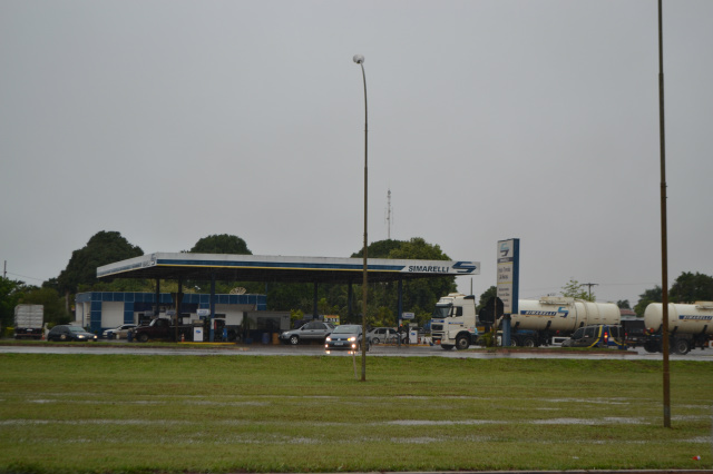 Estabelecimento foi assaltado por volta das 04:00hs : Foto Adriel Filipe