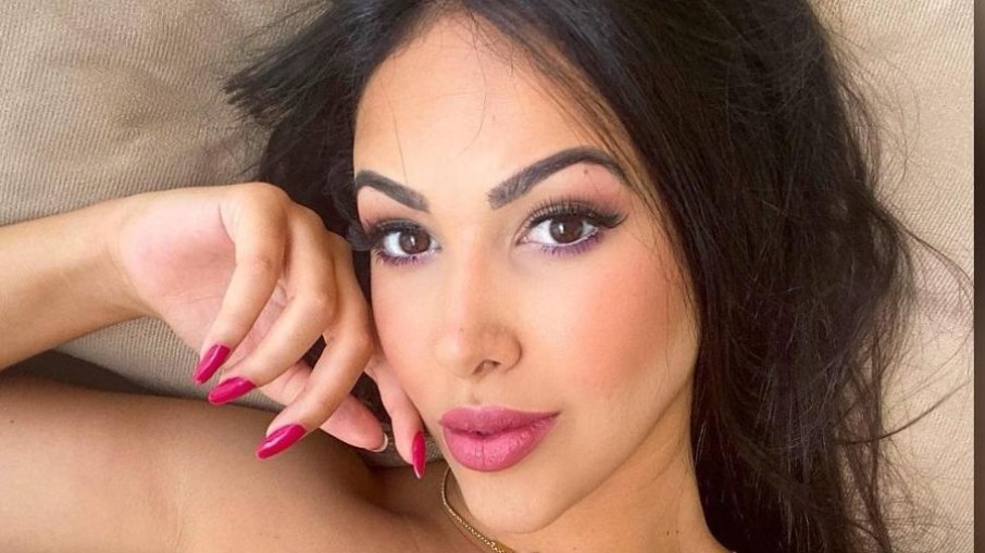 Influencer está em estado gravíssimo na UTI após lipo