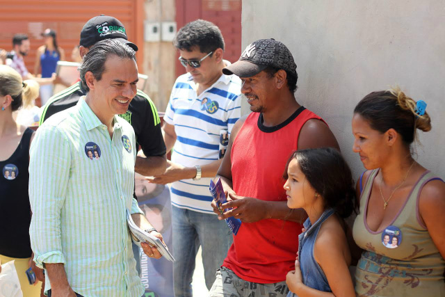 Em toda cidade Marquinhos encontra alguém que foi atendido nos seus 21 anos de trabalho