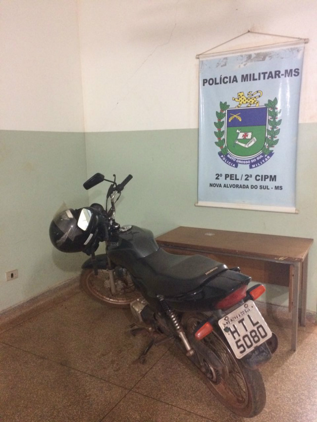 Policia Militar de Nova Alvorada do Sul recupera moto furtada Foto Policia Militar