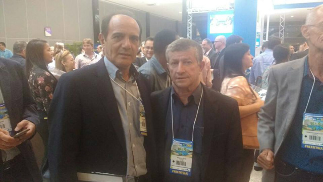 Prefeitos eleitos vão à Brasília participar de “capacitação” Prefeitos eleitos vão à Brasília participar de “capacitação”