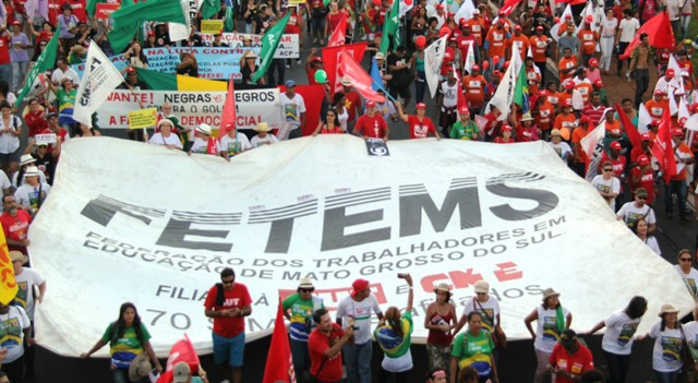 Greve geral dos profissionais da educação no dia 11 Greve geral dos profissionais da educação no dia 11