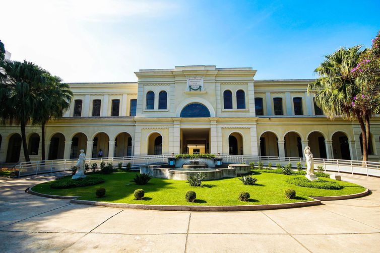 Fiocruz esclarece negociação de doses prontas da vacina de Oxford © Divulgação/Museu da Imigração SP