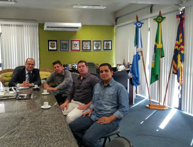 Vereadores se reuniram com o secretário da Sejusp Renato Ferreira e Cleyton Silva, José Carlos Barbosa (Barbosinha) e Junior Batata. Foto Assessoria PTB