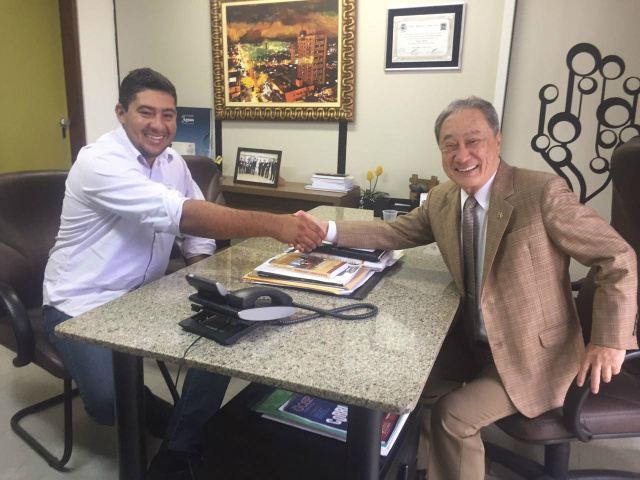 Vereador eleito Israel Gomes PSD e o Deputado Estadual George TakimotoPDT firmam compromisso em lutar pela solução do problema de quedas de energia elétrica em Nova Alvorada do Sul