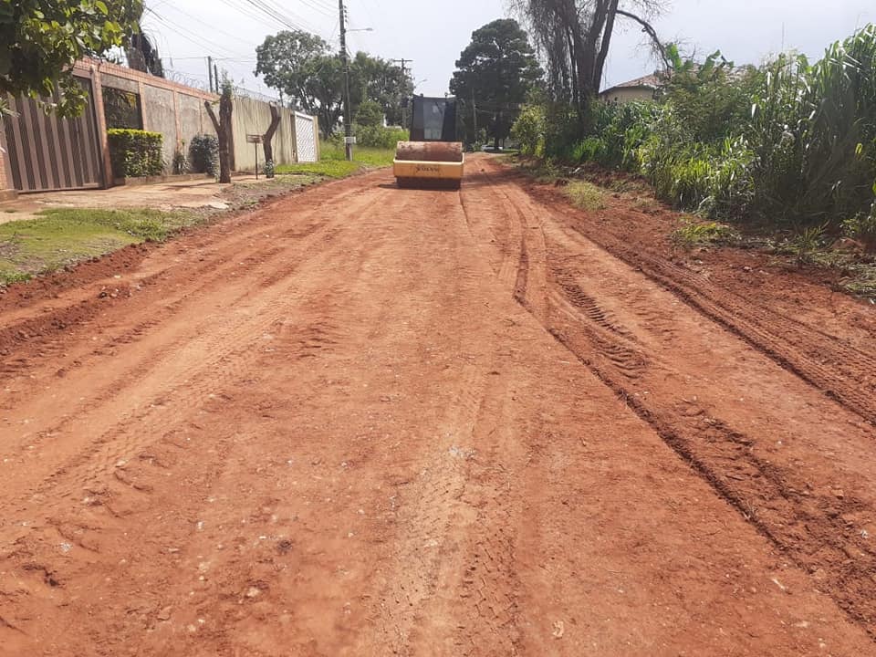 Vereador Carlão cobra melhorias e Sisep realiza patrolamento em Ruas no Rita Vieira e Nova Lima