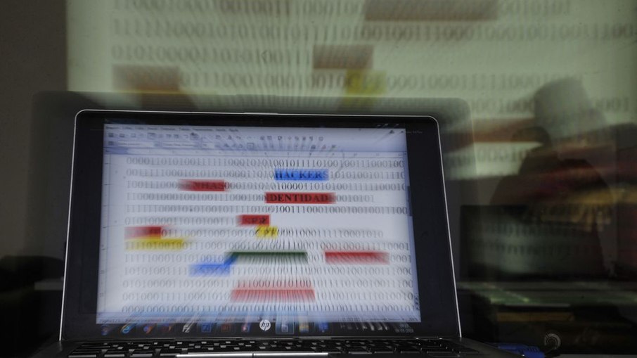 Megavazamento pode trazer prejuízos a todos os brasileiros; saiba o que fazer