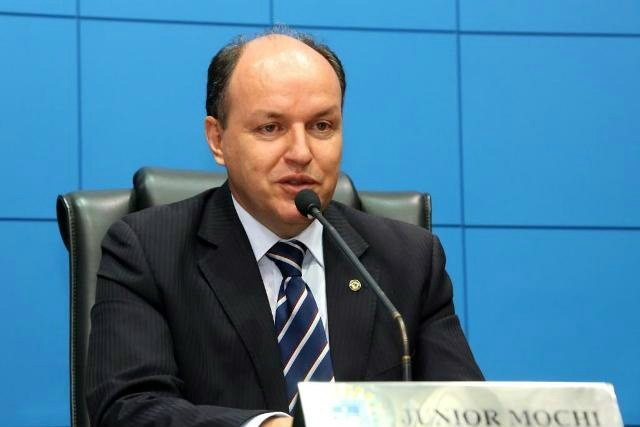 Reeleito presidente da Assembleia Legislativa de Mato Grosso do Sul pelos próximos dois anos, em unanimidade e sem concorrente, Júnior Mochi (PMDB). Foto Assessoria