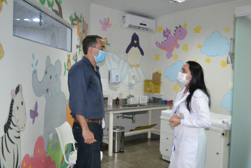 Dr. Sandro visita APAE de Campo Grande