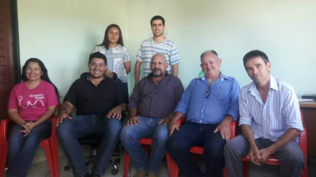 Artigo: "Velhos Boatos" ou verdades! Foto tirada em uma reunião entre vereadores eleito de primeiro mandato, com a presença dos vereadores eleitos Jane Barrios (PSDB), Aninha (PR), Luciano da PANA (PT), Israel Leiteiro (PSD), Manoel da Obra (PSB), Vanderlei Bueno (PSDB) e Sales do Posto (PPS) Foto.: Leandro Medina