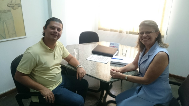 Vereador se reúne com Secretária e pede urgência na eficácia do projeto de Food Truck