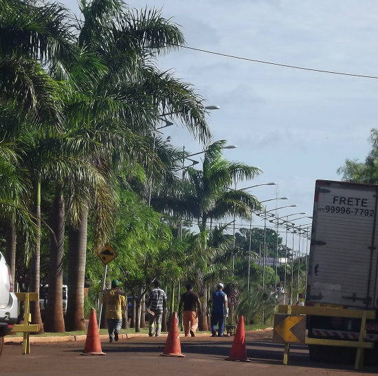 Iniciou nesta terça-feira a operação “Tapa-buracos” em Nova Alvorada do Sul Foto: Leandro Medina