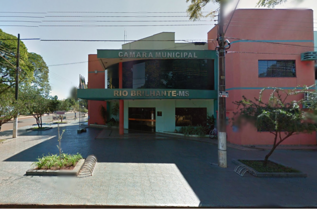Câmara Municipal de Rio Brilhante, R. Pref. Athayde Nogueira, 1207 - Centro, Rio Brilhante - MS: foto Leandro Medina