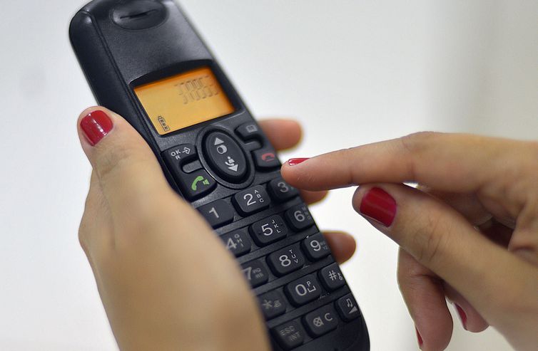 IBGE incentiva responder à Pnad Contínua por telefone © Marcello Casal Jr./Agência Brasil