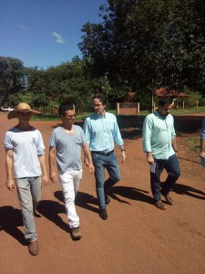 Prefeitura vai solicitar ampliação do sinal de internet em anhanduí Prefeitura vai solicitar ampliação do sinal de internet em anhanduí