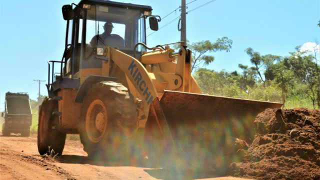 Prefeitura retoma manutenção em vias não pavimentadas