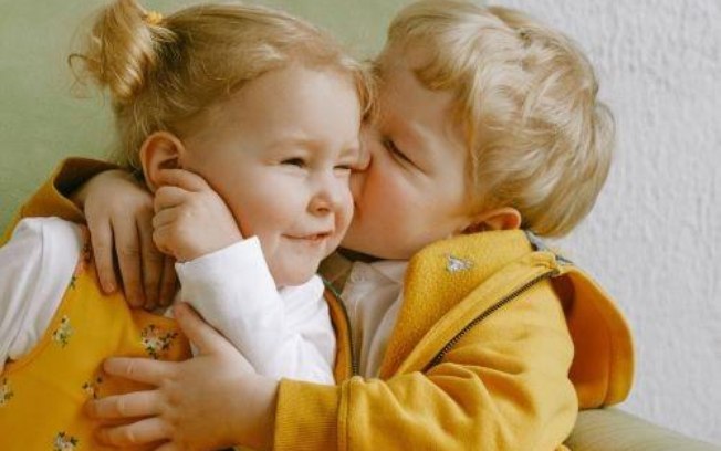 Veja 4 simpatias para ter filhos gêmeos