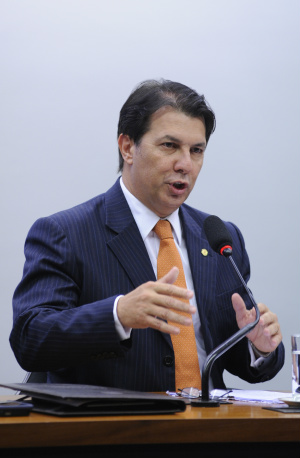 Reforma da Previdência beneficiam professores, agricultores e idosos Arthur Oliveira Maia, o relator, tem como referência a idade mínima para aposentadoria proposta pelo governo. Foto: Lucio Bernardo Junior / Câmara dos Deputados