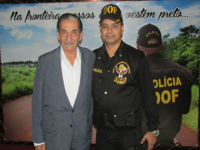 Depois de 6 anos, coronel c. Barbosa se despede de dourados. O Coronel PM Ary Carlos Barbosa diretor do DOF recebeu o ex-diretor e personalidade mais emblemática da Águia da fronteira, Coronel Adib Massad. Foto: Assessoria/DOF
