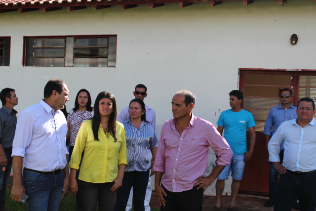 Vice-governadora Rose Modesto visita Nova Alvorada do Sul Vice-governadora Rose Modesto (PSDB) visitando o local onde funcionara a base do Bombeiro de Nova Alvorada do Sul. Foto Assessoria