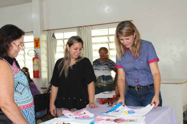 Primeira-dama de Nova Alvorada do Sul visita postos de saúde na semana da mulher Primeira-dama de Nova Alvorada do Sul visita postos de saúde na semana da mulher