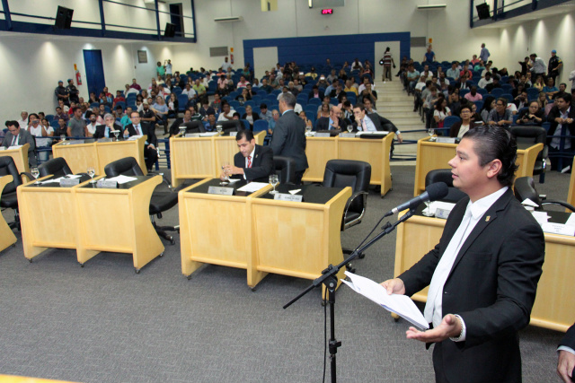 Em apenas dois dias, vereador envia mais de 20 indicações à Prefeitura