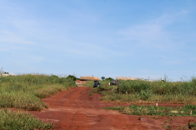 Prefeitura realiza recadastramento dos contemplados com terrenos Prefeitura realiza recadastramento dos contemplados com terrenos
