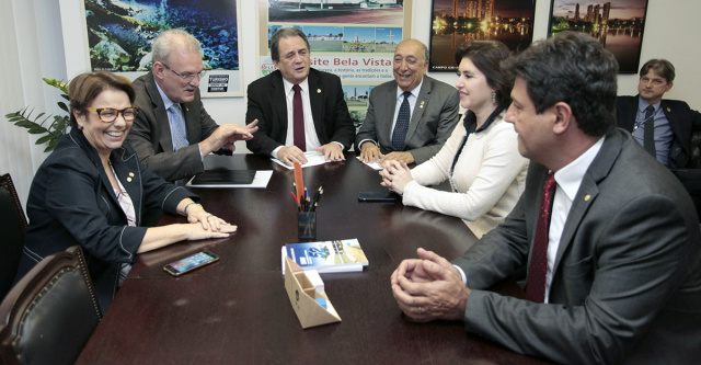 Bancada define divisão de patrulhas para os municípios Reunida em Brasília, a bancada decidiu que cada parlamentar vai contemplar 6 municípios