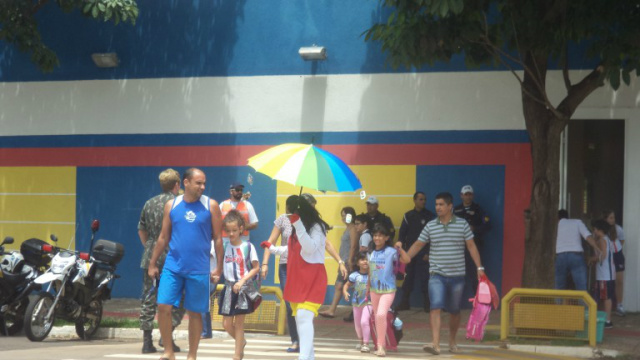 AGETRAN e GCM promovem ação educativa em escolas nesta semana AGETRAN e GCM promovem ação educativa em escolas nesta semana