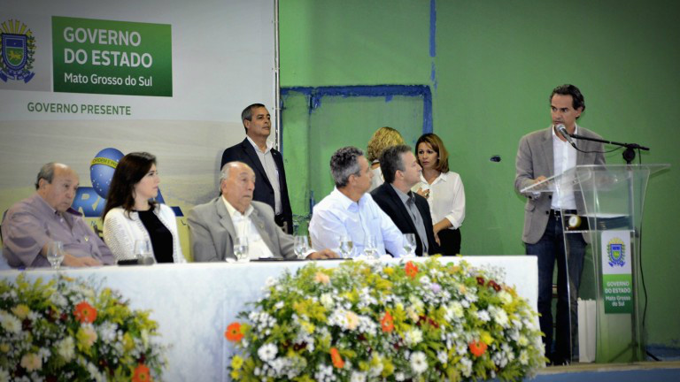 Autoridades defendem a carne brasileira na abertura da expogrande