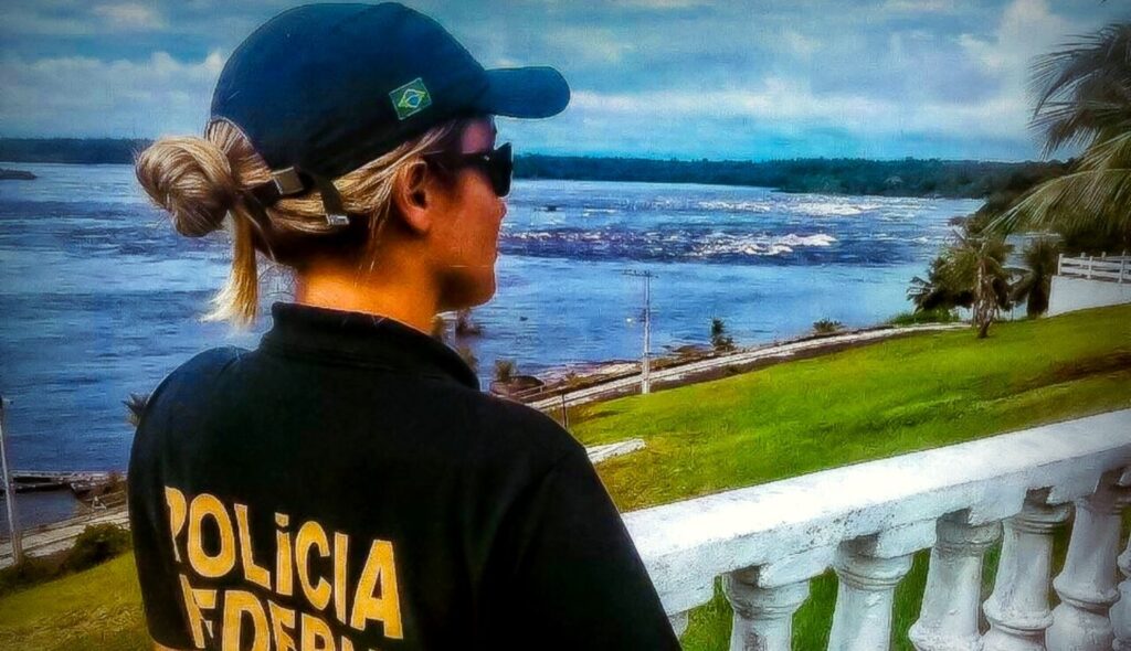 Polícia Federal deflagra Operação "$UFRÁGIO" para investigar esquema de crimes eleitorais no Rio de Janeiro. Polícia Federal deflagra Operação "$UFRÁGIO" para investigar esquema de crimes eleitorais no Rio de Janeiro.
