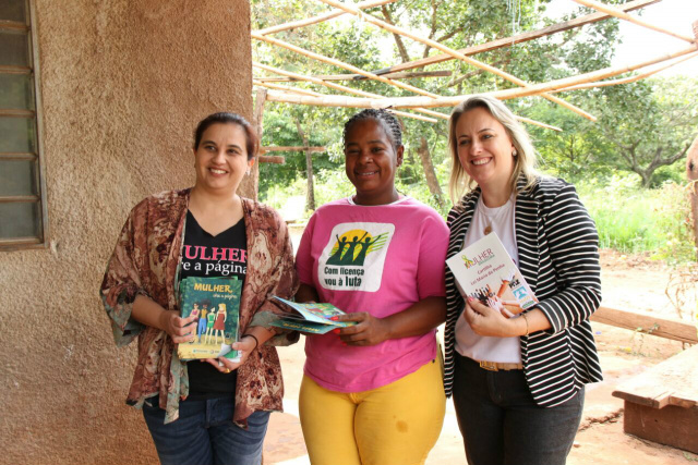 MPMS realiza atendimentos na Carreta da Justiça no Distrito de Rochedinho MPMS realiza atendimentos na Carreta da Justiça no Distrito de Rochedinho