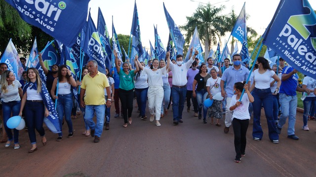 Paleari realiza caminhada e mostra favoritismo