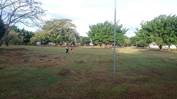 Após pedido de vereador, praça do Jardim Panamá está limpa e pronta para uso Após pedido de vereador, praça do Jardim Panamá está limpa e pronta para uso