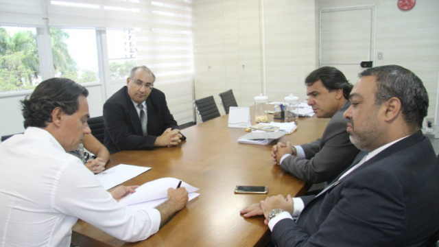 OAB e prefeitura firmam acordo para revisão do Plano Diretor