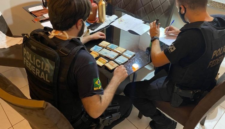 Operação da PF em MS prende ligados ao PCC e empresário que mandava cocaína em caminhões para SP Operação da PF em MS prende ligados ao PCC e empresário que mandava cocaína em caminhões para SP