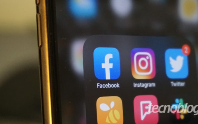 Facebook se antecipa à Apple e pede para rastrear usuários no iPhone Facebook se antecipa à Apple e pede para rastrear usuários no iPhone