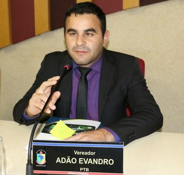 Vereador Adão faz Indicação por pista de caminhada na Avenida Augusto Lopes Vereador Adão faz Indicação por pista de caminhada na Avenida Augusto Lopes