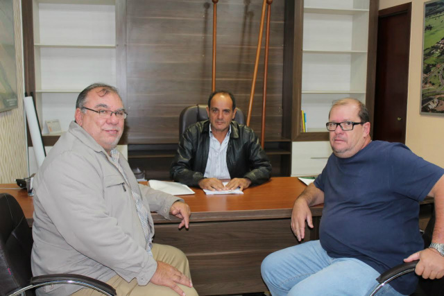 Prefeitura atende pedido do SINDINAS e fecha nesta sexta-feira (28) Prefeitura atende pedido do SINDINAS e fecha nesta sexta-feira (28)