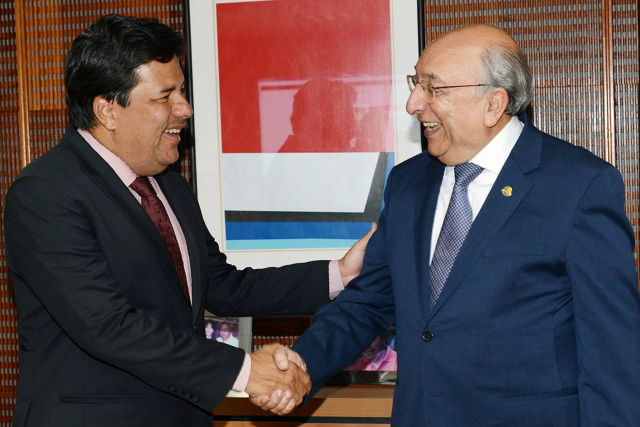 Ministro da Educação vem a MS em junho inaugurar obras da UFMS e da UFGD Ministro da Educação vem a MS em junho inaugurar obras da UFMS e da UFGD