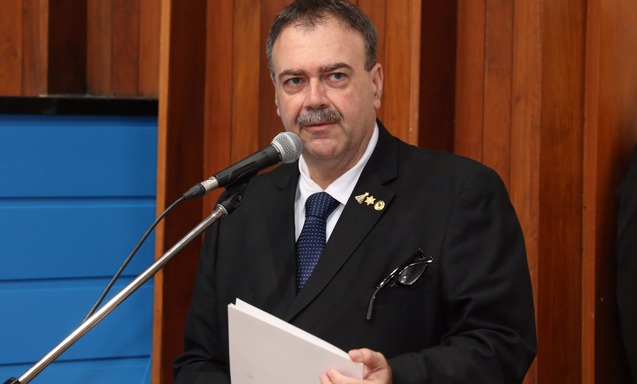 Projeto de lei obriga as Farmácias a manterem recipientes para coleta de medicamentos vencidos Projeto de lei obriga as Farmácias a manterem recipientes para coleta de medicamentos vencidos