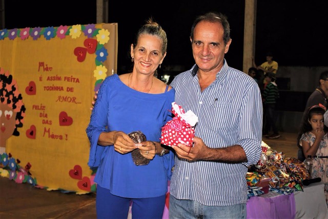 Escola Municipal do Distrito Pana realiza uma linda festa em homenagem as mães Escola Municipal do Distrito Pana realiza uma linda festa em homenagem as mães