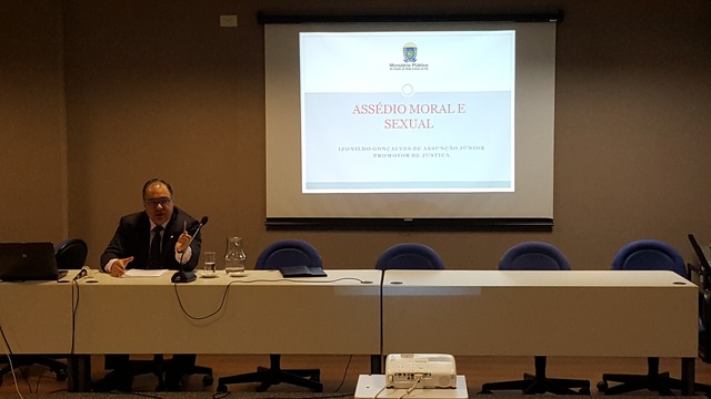 Promotor de Justiça realiza palestra com o tema Mulheres de Farda: realidade oculta